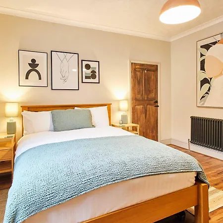 Host & - Emerald House Saltburn-by-the-Sea